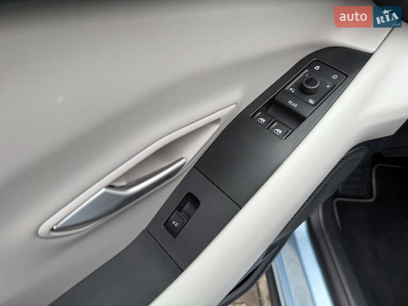 Позашляховик / Кросовер Ford Explorer EV 2025 в Хмельницькому фото 26 Позашляховик / Кросовер Ford Explorer EV 2025 в Хмельницькому