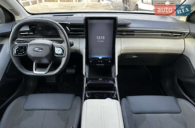 Внедорожник / Кроссовер Ford Explorer EV 2024 в Киеве