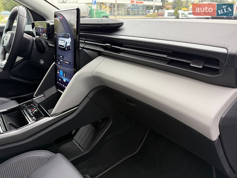 Внедорожник / Кроссовер Ford Explorer EV 2025 в Хмельницком