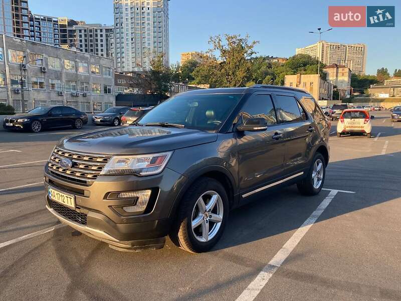 Внедорожник / Кроссовер Ford Explorer 2016 в Киеве