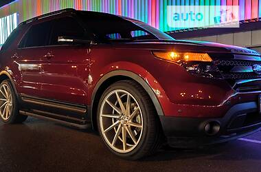 Внедорожник / Кроссовер Ford Explorer 2015 в 