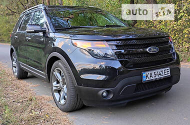 Позашляховик / Кросовер Ford Explorer 2014 в Києві