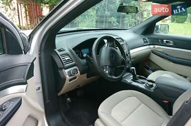 Позашляховик / Кросовер Ford Explorer 2018 в Гусятині