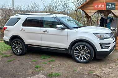 Позашляховик / Кросовер Ford Explorer 2016 в Первомайську