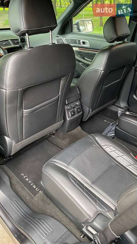 Позашляховик / Кросовер Ford Explorer 2017 в Тернополі