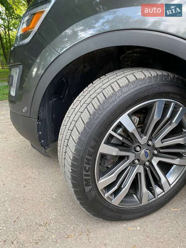 Позашляховик / Кросовер Ford Explorer 2017 в Тернополі