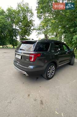 Позашляховик / Кросовер Ford Explorer 2017 в Тернополі