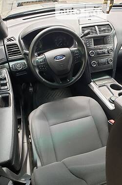 Внедорожник / Кроссовер Ford Explorer 2017 в Вишневом