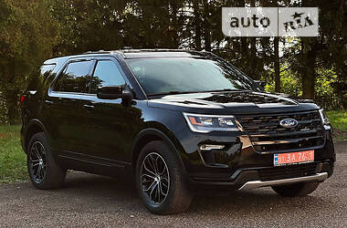 Позашляховик / Кросовер Ford Explorer 2017 в Бурштині