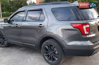 Внедорожник / Кроссовер Ford Explorer 2017 в 