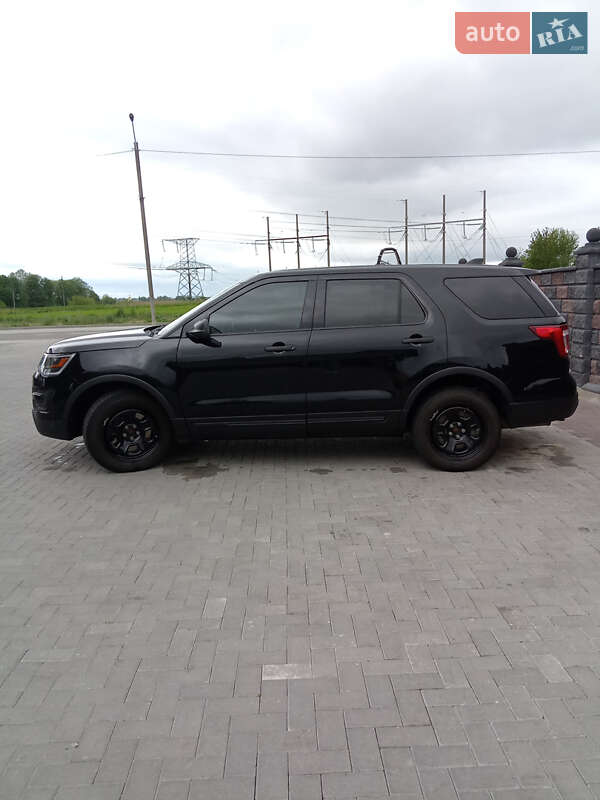 Позашляховик / Кросовер Ford Explorer 2017 в Луцьку