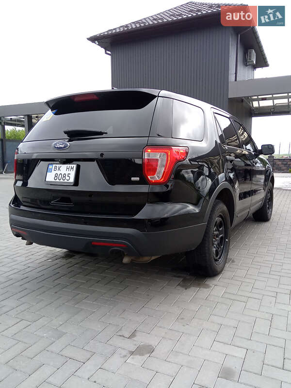 Позашляховик / Кросовер Ford Explorer 2017 в Луцьку
