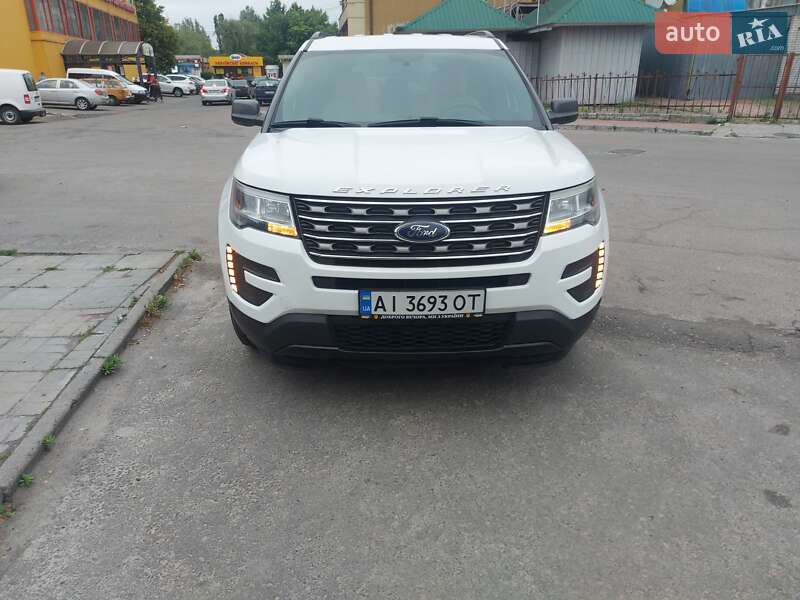 Внедорожник / Кроссовер Ford Explorer 2017 в Ирпене