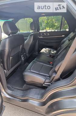 Позашляховик / Кросовер Ford Explorer 2015 в Харкові фото 4 Позашляховик / Кросовер Ford Explorer 2015 в Харкові