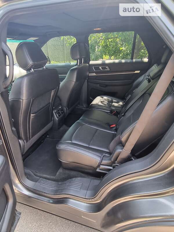 Позашляховик / Кросовер Ford Explorer 2015 в Харкові фото 4 Позашляховик / Кросовер Ford Explorer 2015 в Харкові