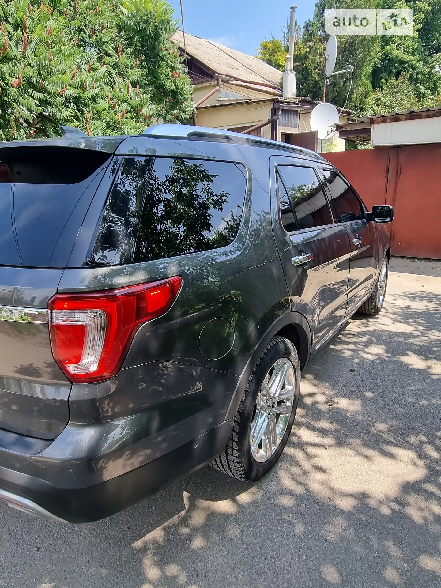 2015 Ford Explorer - мініатюра 5