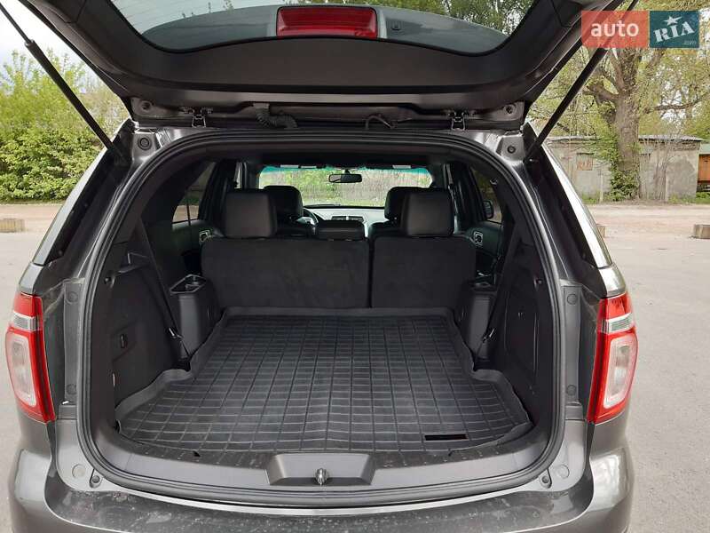 Внедорожник / Кроссовер Ford Explorer 2015 в Тернополе