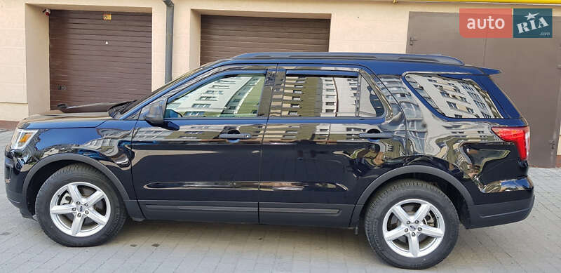 Позашляховик / Кросовер Ford Explorer 2018 в Івано-Франківську