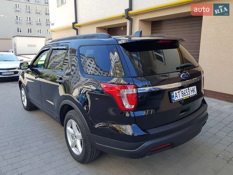 Позашляховик / Кросовер Ford Explorer 2018 в Івано-Франківську
