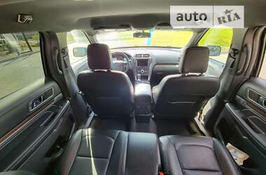 Внедорожник / Кроссовер Ford Explorer 2018 в Киеве
