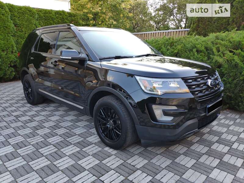 Позашляховик / Кросовер Ford Explorer 2017 в Києві