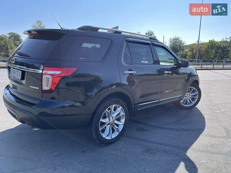 Позашляховик / Кросовер Ford Explorer 2014 в Чернігові
