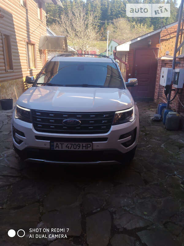 Позашляховик / Кросовер Ford Explorer 2016 в Івано-Франківську