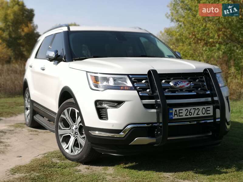Позашляховик / Кросовер Ford Explorer 2018 в Кам'янському