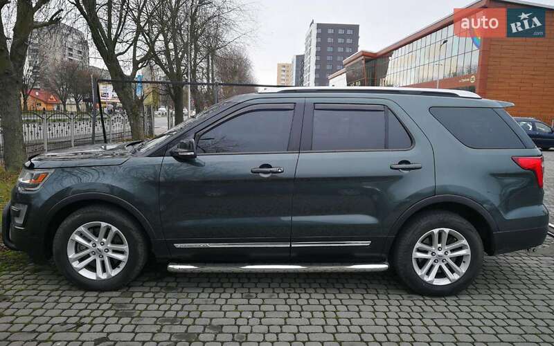 Внедорожник / Кроссовер Ford Explorer 2015 в Львове