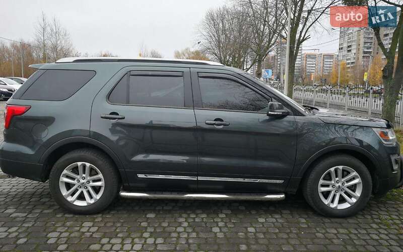 Внедорожник / Кроссовер Ford Explorer 2015 в Львове
