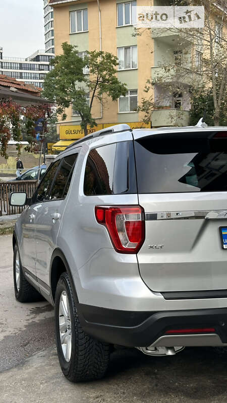 Внедорожник / Кроссовер Ford Explorer 2019 в Львове