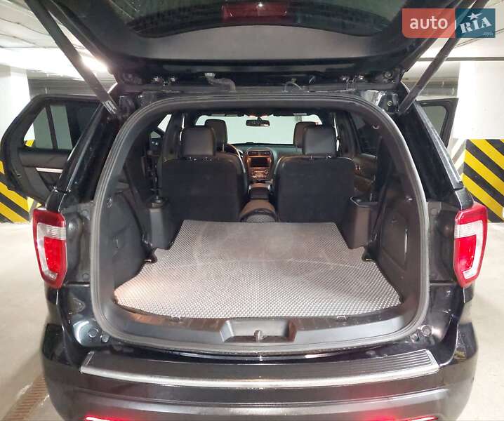 Внедорожник / Кроссовер Ford Explorer 2018 в Киеве