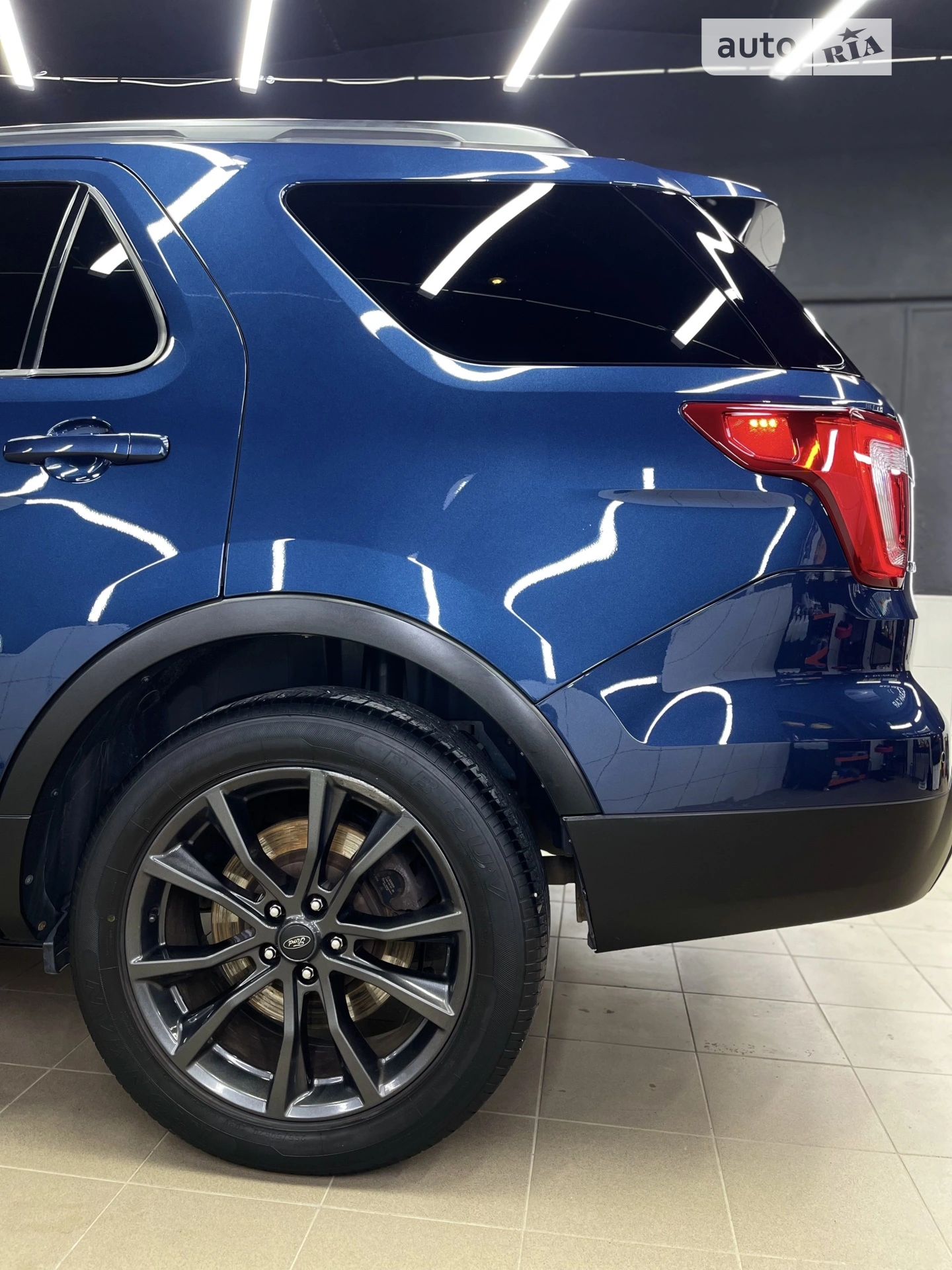2017 Ford Explorer - мініатюра 2