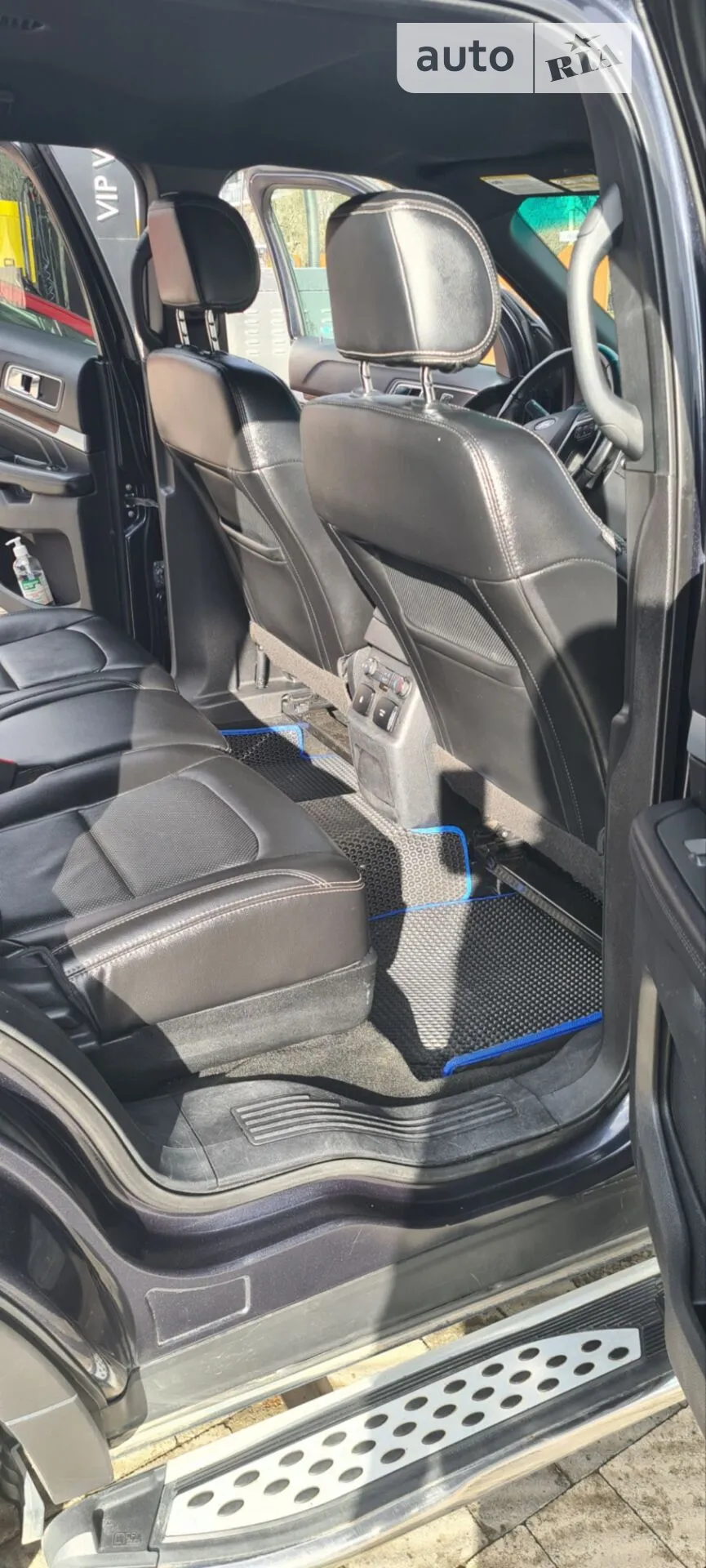 2016 Ford Explorer - мініатюра 9