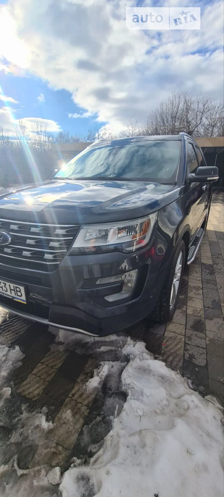 2016 Ford Explorer - мініатюра 2