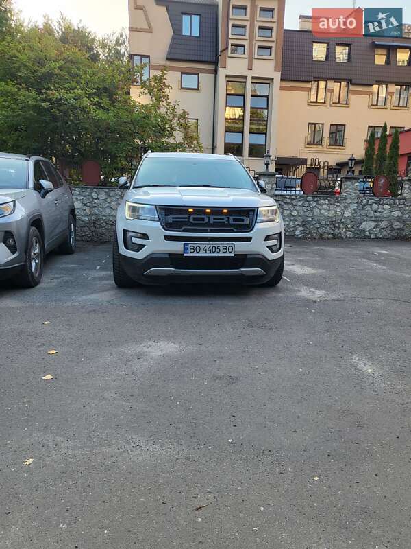Внедорожник / Кроссовер Ford Explorer 2017 в Тернополе фото 8 Внедорожник / Кроссовер Ford Explorer 2017 в Тернополе