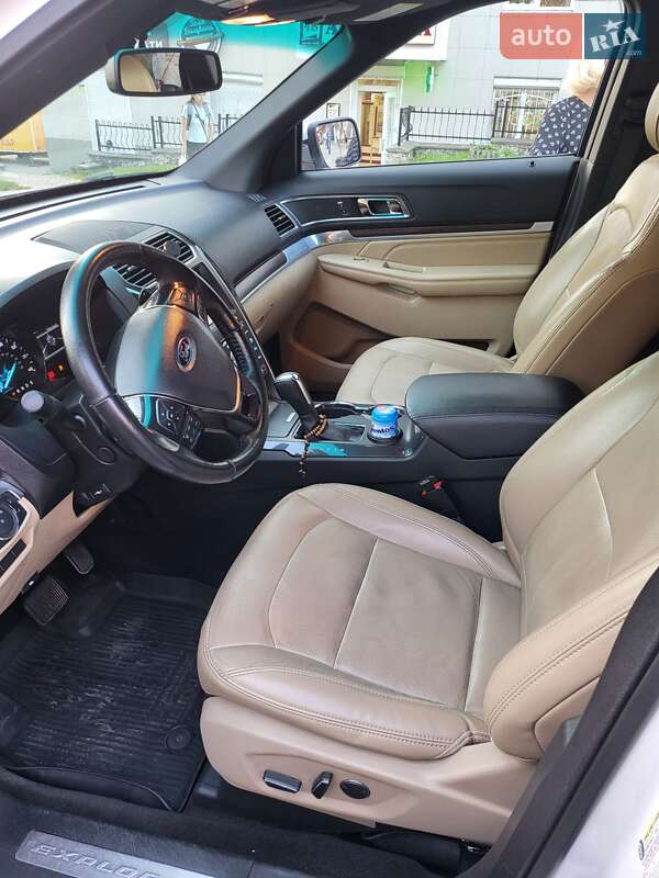 Внедорожник / Кроссовер Ford Explorer 2017 в Тернополе фото 20 Внедорожник / Кроссовер Ford Explorer 2017 в Тернополе