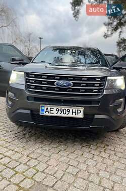 Внедорожник / Кроссовер Ford Explorer 2016 в Павлограде