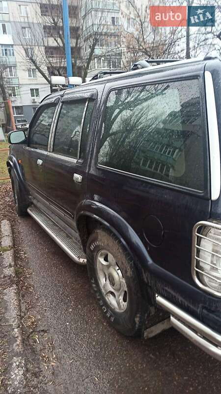 Внедорожник / Кроссовер Ford Explorer 1996 в Черкассах