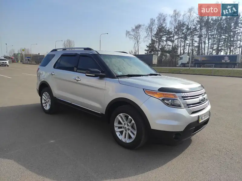 Ford Explorer