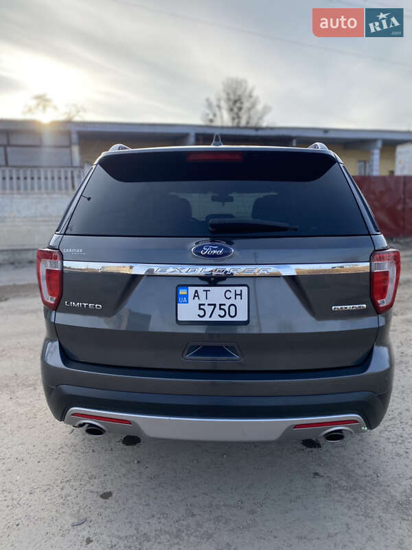 Внедорожник / Кроссовер Ford Explorer 2015 в Ивано-Франковске