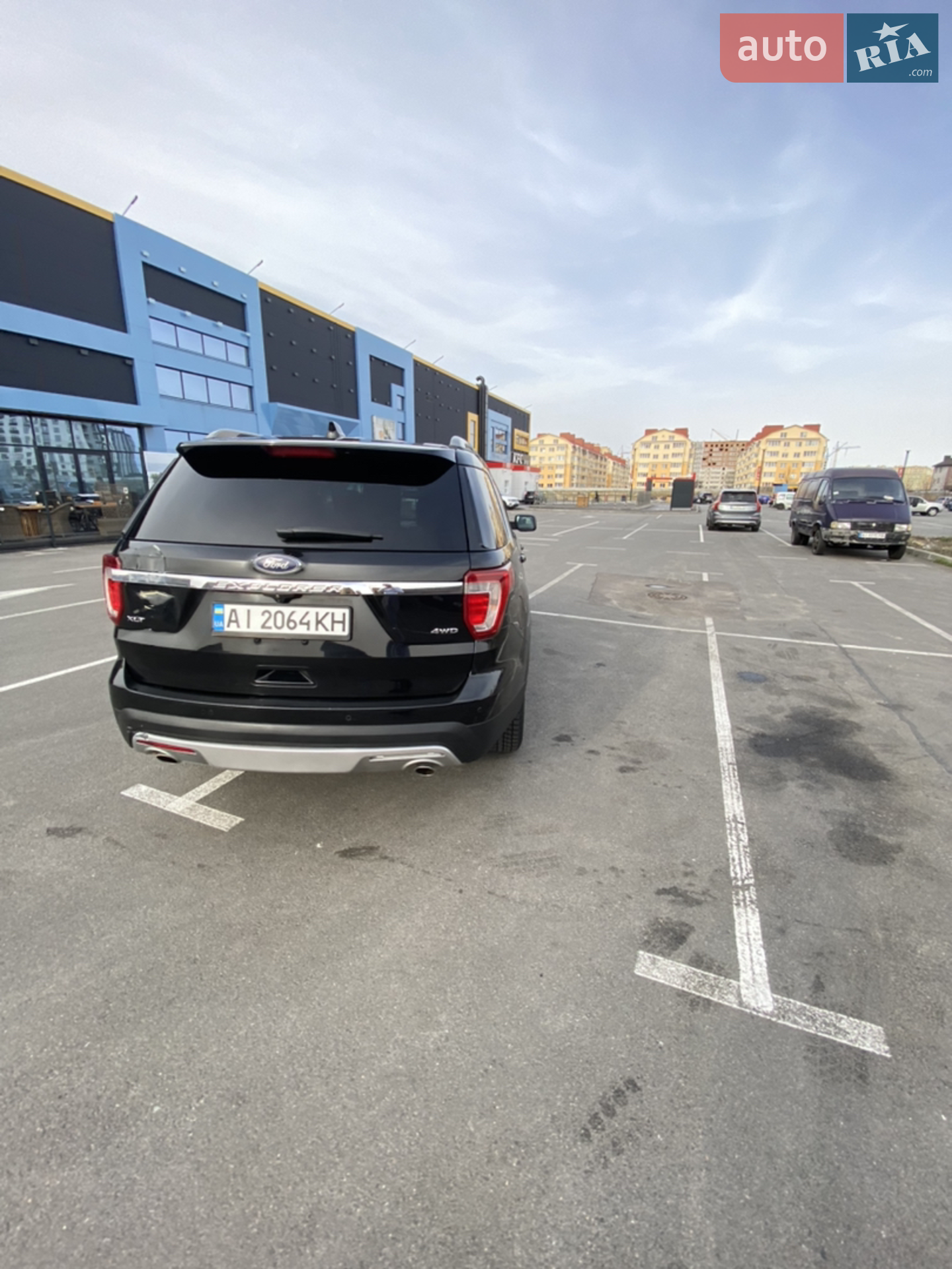 2016 Ford Explorer - мініатюра 5