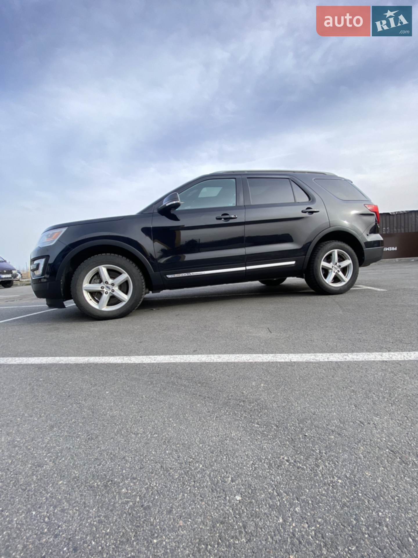 2016 Ford Explorer - фото 1