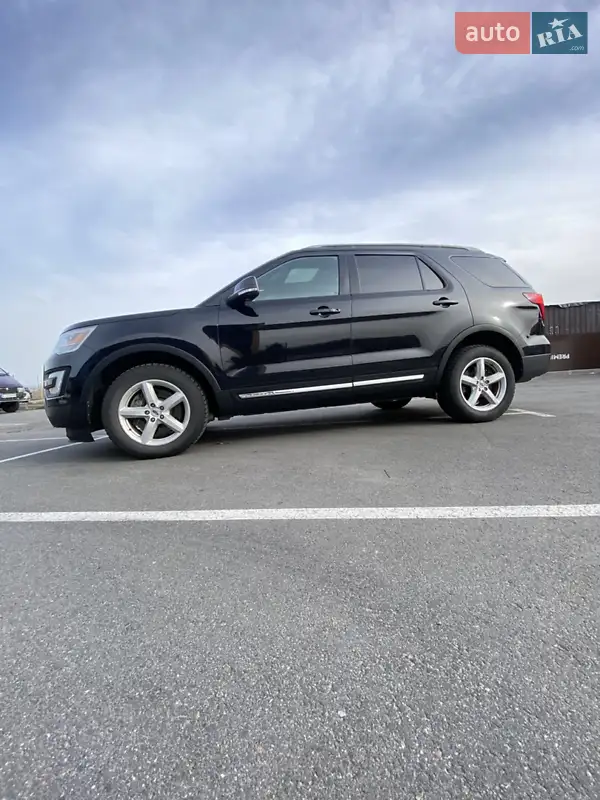 Ford Explorer