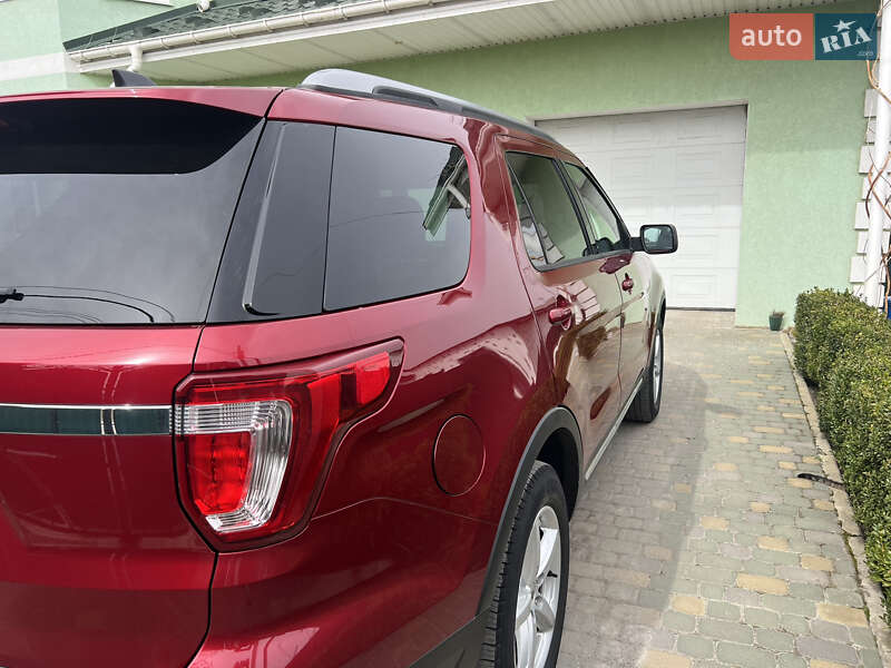 Позашляховик / Кросовер Ford Explorer 2018 в Хмельницькому