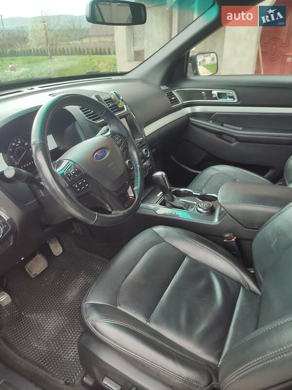 Позашляховик / Кросовер Ford Explorer 2016 в Дрогобичі