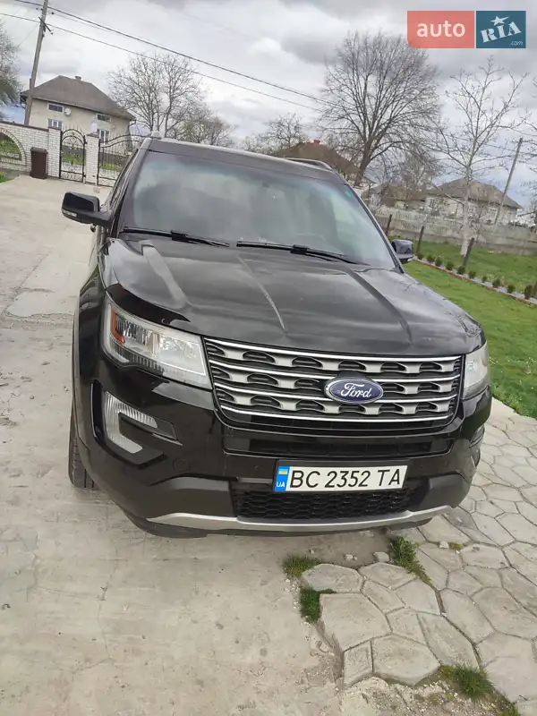 Ford Explorer