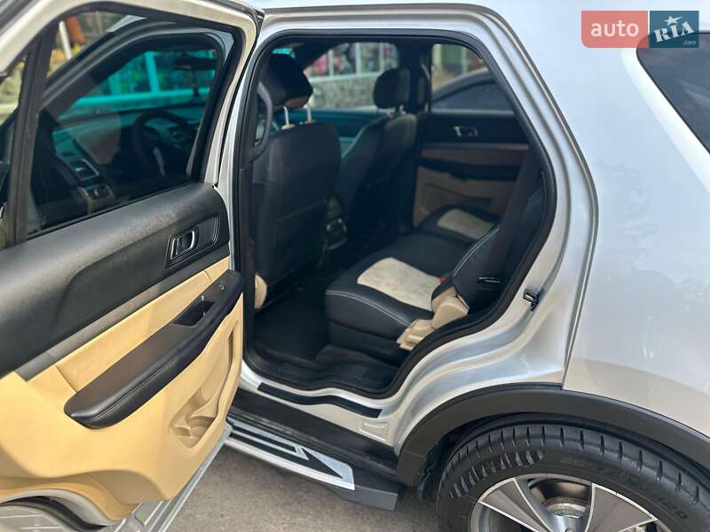 Внедорожник / Кроссовер Ford Explorer 2017 в Первомайске фото 7 Внедорожник / Кроссовер Ford Explorer 2017 в Первомайске