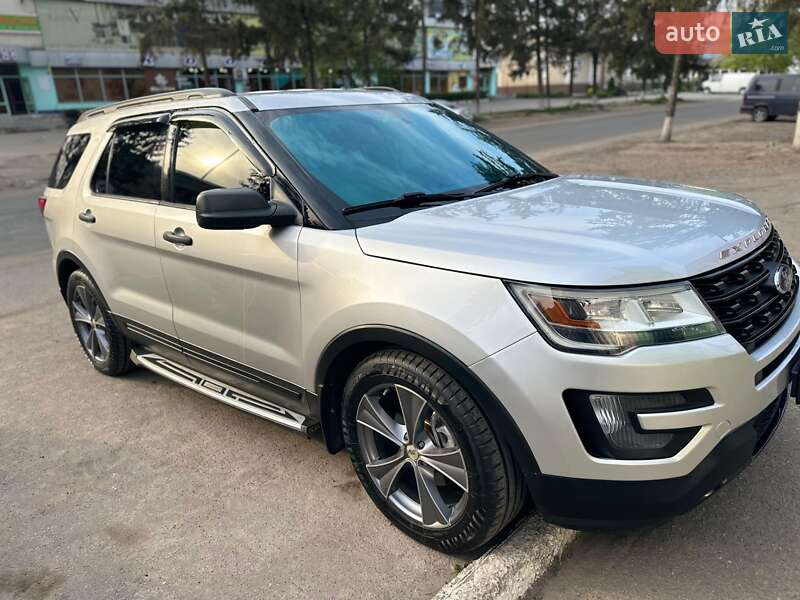 Внедорожник / Кроссовер Ford Explorer 2017 в Первомайске фото 3 Внедорожник / Кроссовер Ford Explorer 2017 в Первомайске