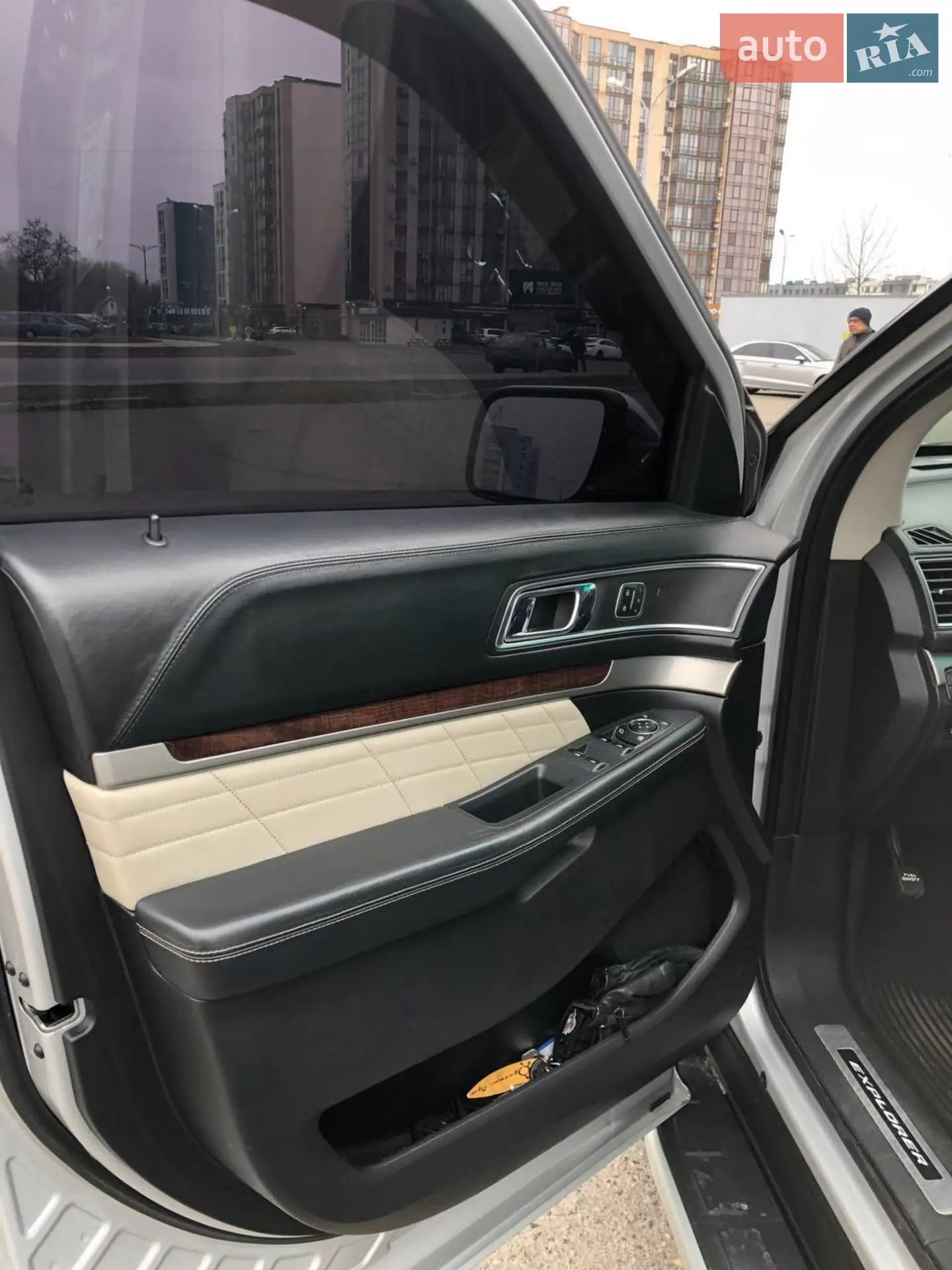 2017 Ford Explorer - мініатюра 20